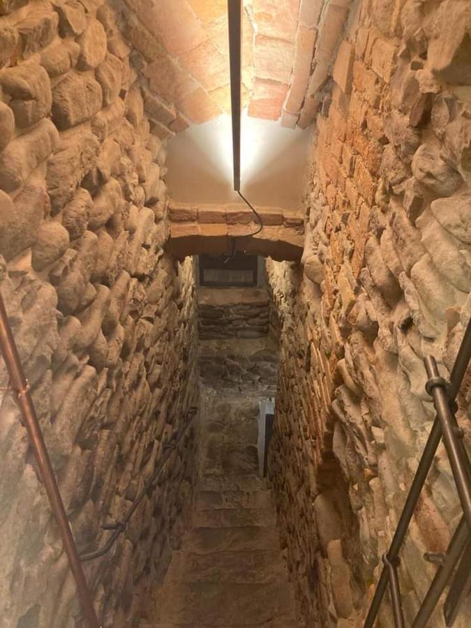 Casa Del Maestro-Appartamenti D'Arte Dogliani Bagian luar foto