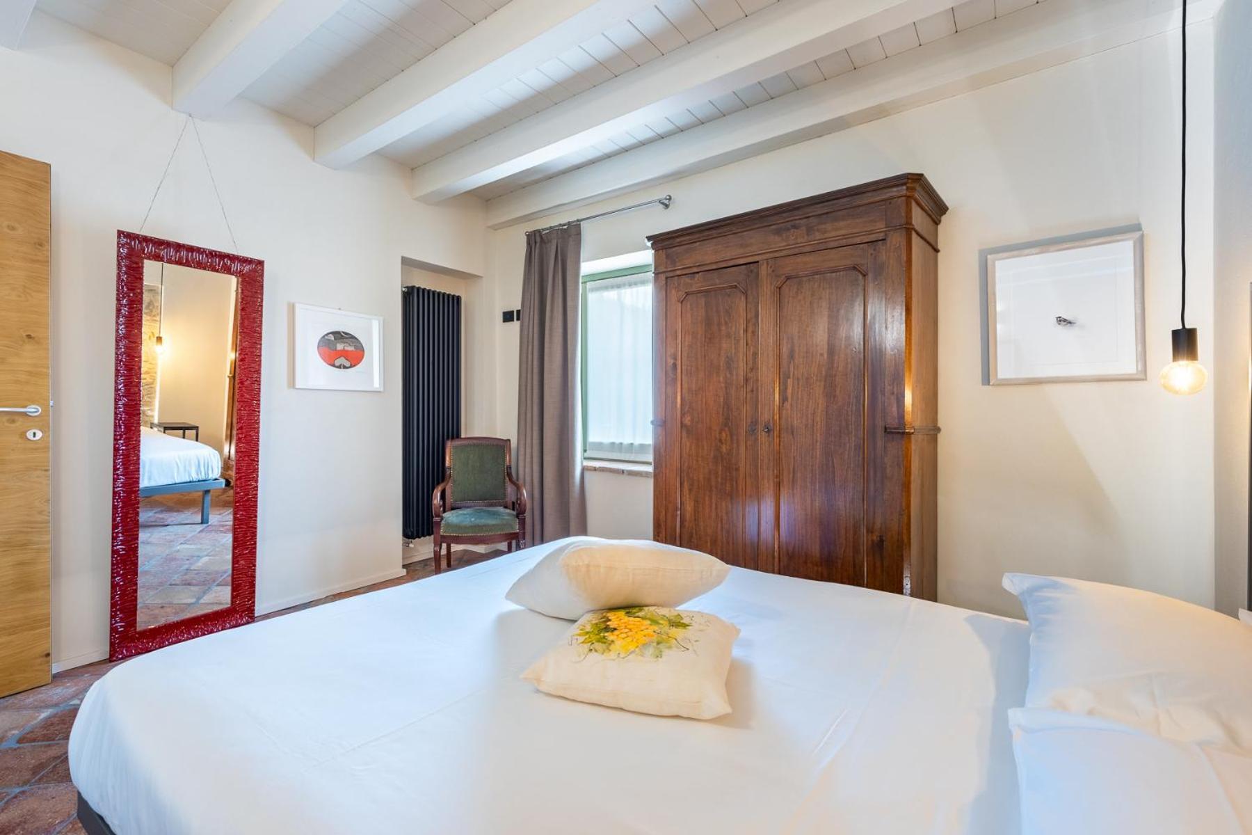 Casa Del Maestro-Appartamenti D'Arte Dogliani Bagian luar foto