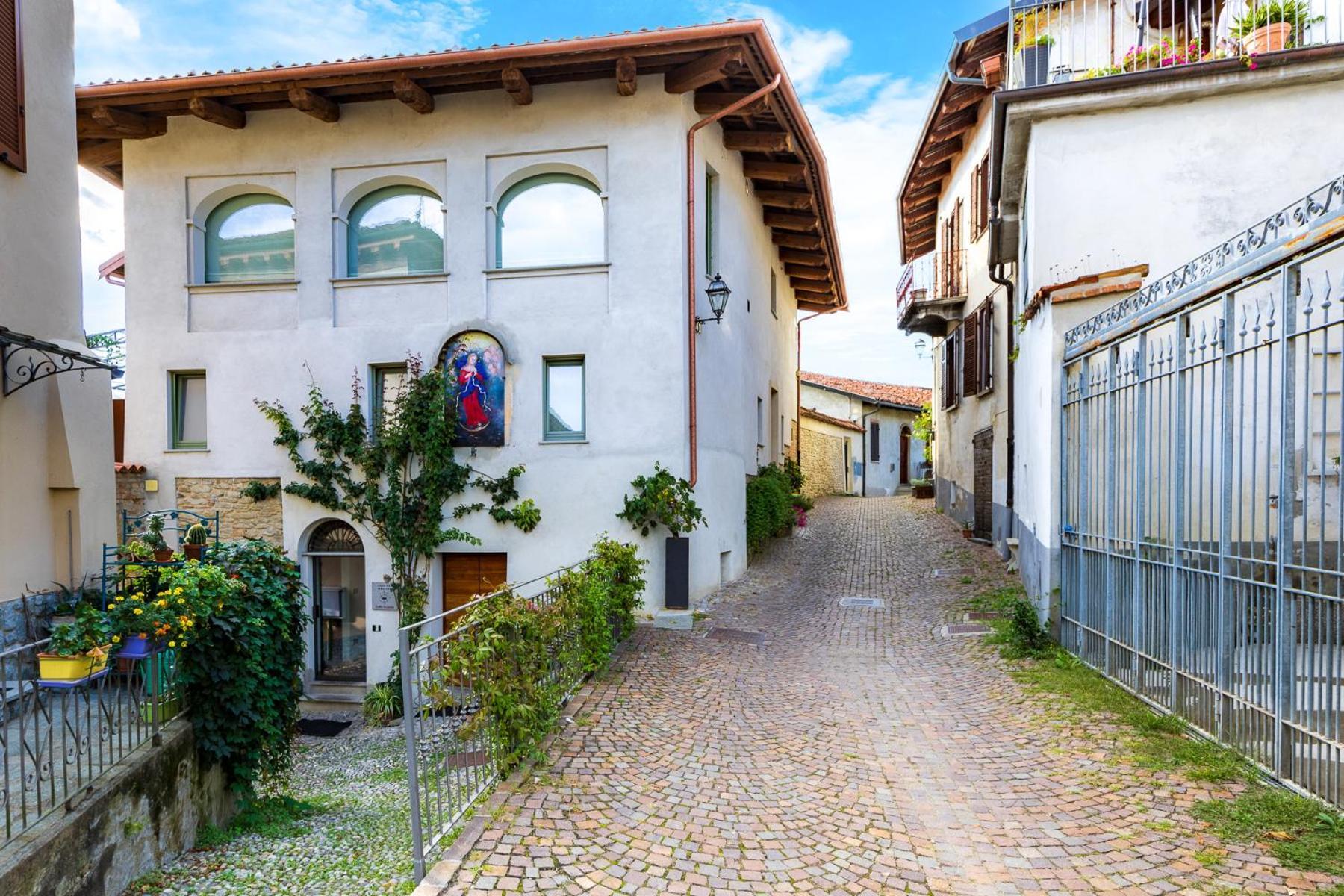 Casa Del Maestro-Appartamenti D'Arte Dogliani Bagian luar foto